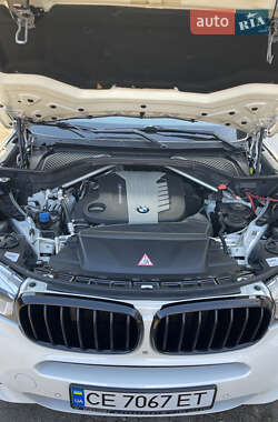 Внедорожник / Кроссовер BMW X5 2015 в Черновцах