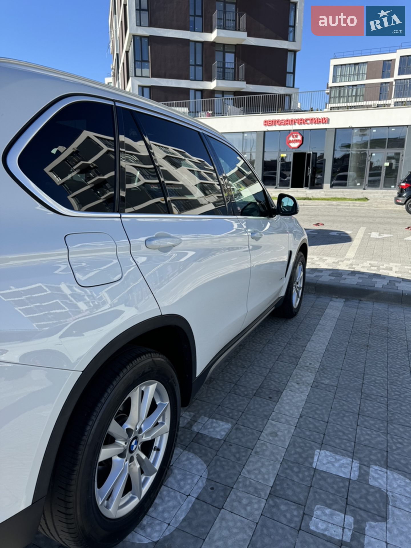 2017 BMW X5 - мініатюра 16