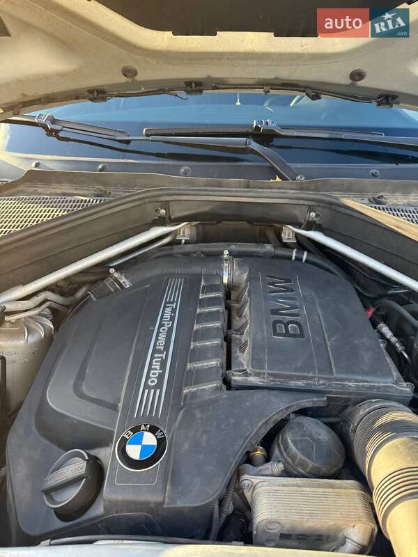 Внедорожник / Кроссовер BMW X5 2010 в Днепре фото 27 Внедорожник / Кроссовер BMW X5 2010 в Днепре