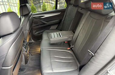 Позашляховик / Кросовер BMW X5 2017 в 