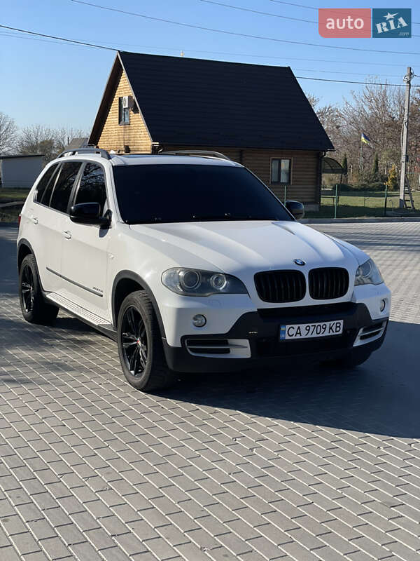 Внедорожник / Кроссовер BMW X5 2009 в Бершади