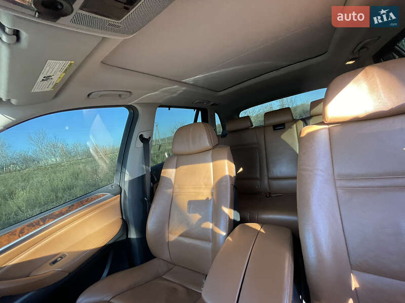 Внедорожник / Кроссовер BMW X5 2009 в Бершади