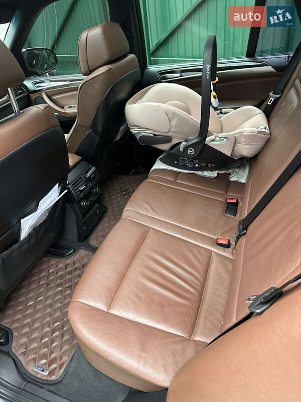 Внедорожник / Кроссовер BMW X5 2012 в Львове