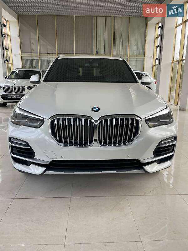 Внедорожник / Кроссовер BMW X5 2020 в Николаеве