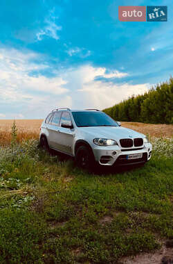 Позашляховик / Кросовер BMW X5 2010 в Ружині