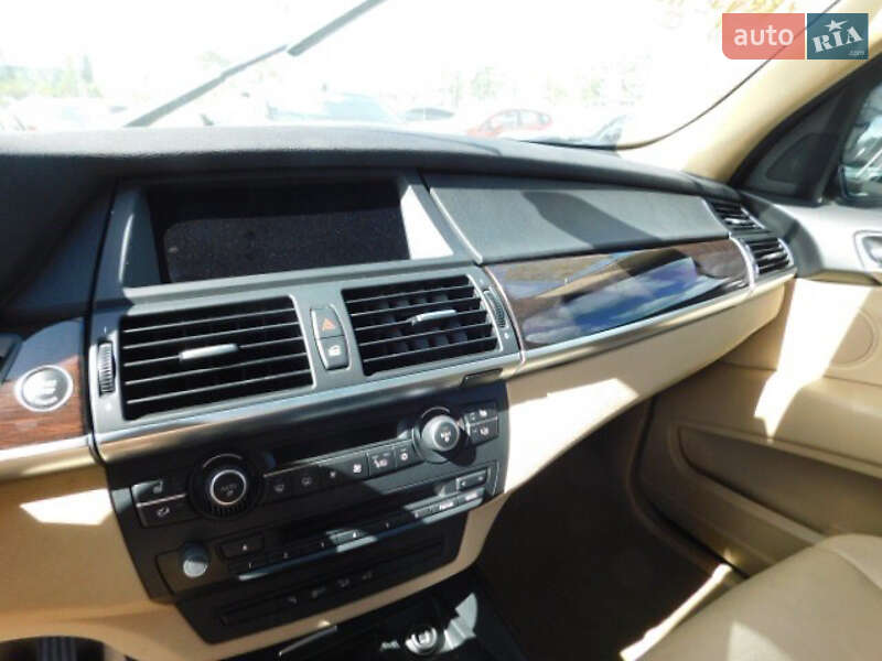 Позашляховик / Кросовер BMW X5 2012 в Чернігові