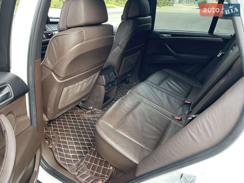 Позашляховик / Кросовер BMW X5 2009 в Тернополі