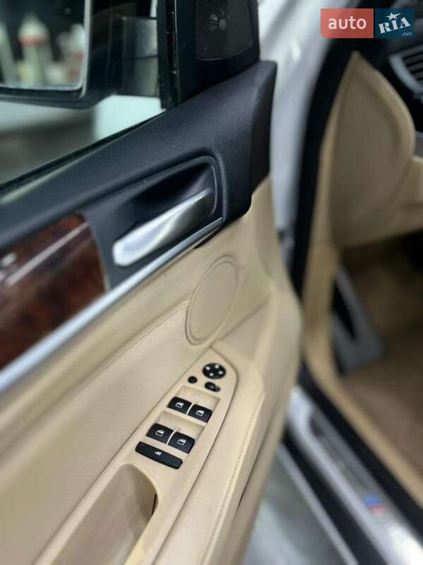 Позашляховик / Кросовер BMW X5 2012 в Києві