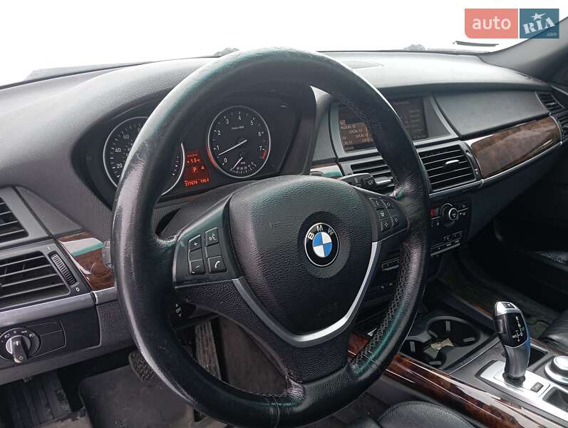 Внедорожник / Кроссовер BMW X5 2007 в Гнатовке