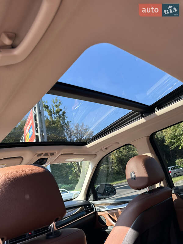 Внедорожник / Кроссовер BMW X5 2016 в Львове