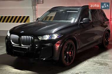 Внедорожник / Кроссовер BMW X5 2023 в Киеве