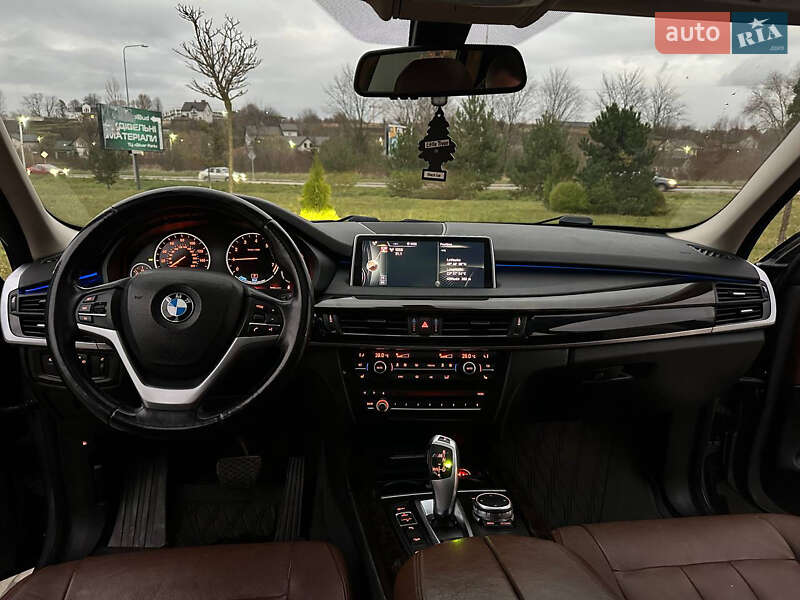 Позашляховик / Кросовер BMW X5 2015 в Львові