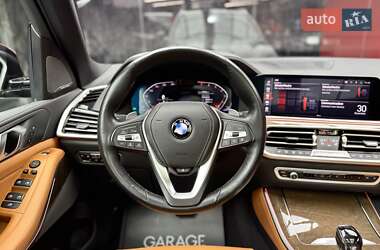 Внедорожник / Кроссовер BMW X5 2019 в 
