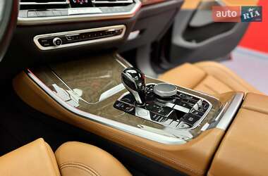 Внедорожник / Кроссовер BMW X5 2019 в 