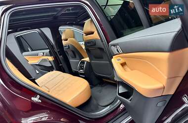 Внедорожник / Кроссовер BMW X5 2019 в 