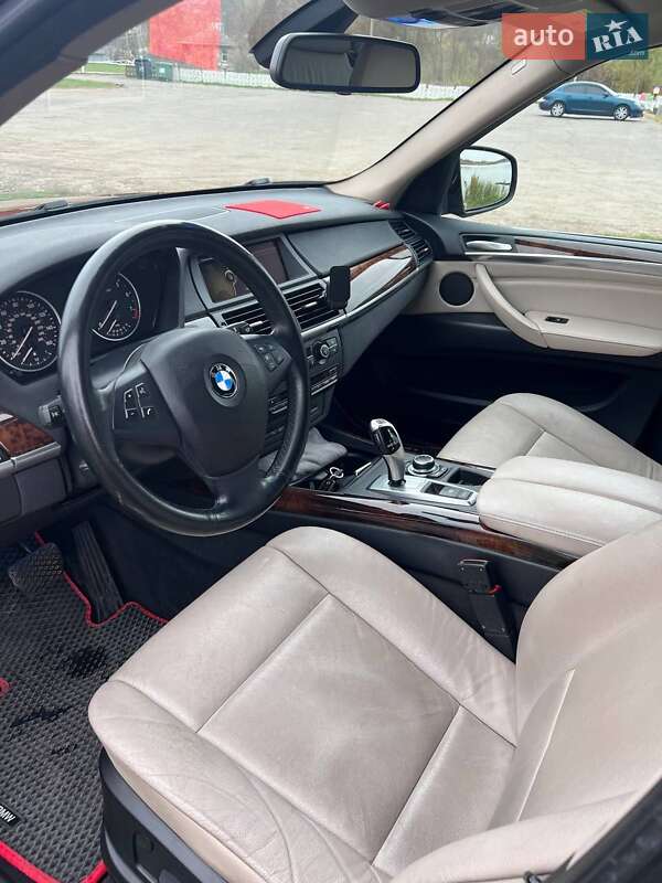 Внедорожник / Кроссовер BMW X5 2013 в Балте