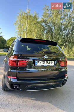 Внедорожник / Кроссовер BMW X5 2011 в 