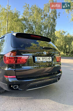 Внедорожник / Кроссовер BMW X5 2011 в 