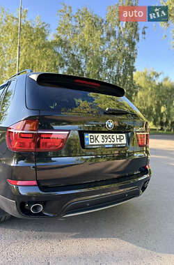 Внедорожник / Кроссовер BMW X5 2011 в 
