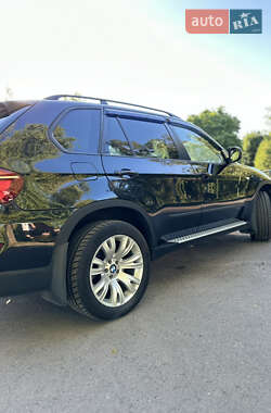 Внедорожник / Кроссовер BMW X5 2011 в 