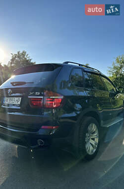 Внедорожник / Кроссовер BMW X5 2011 в 