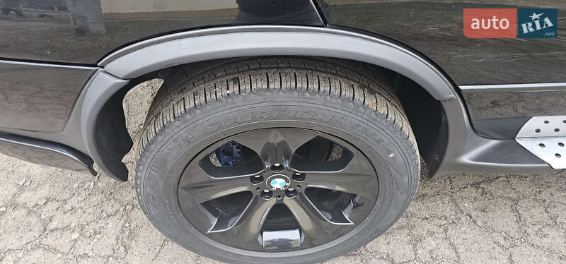 Позашляховик / Кросовер BMW X5 2006 в Миколаєві