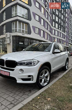 Позашляховик / Кросовер BMW X5 2015 в 