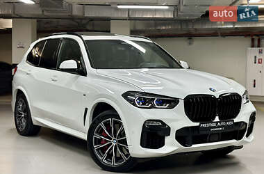 Внедорожник / Кроссовер BMW X5 2021 в Киеве