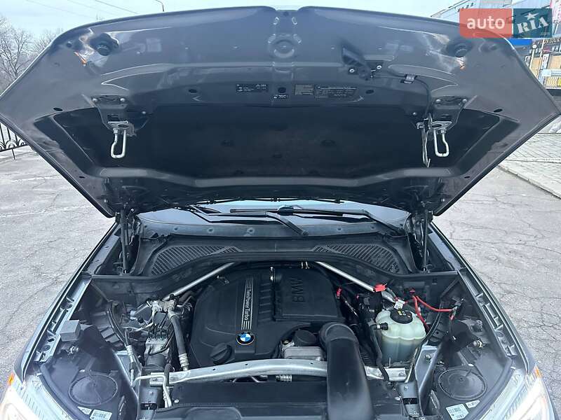 Внедорожник / Кроссовер BMW X5 2016 в Запорожье