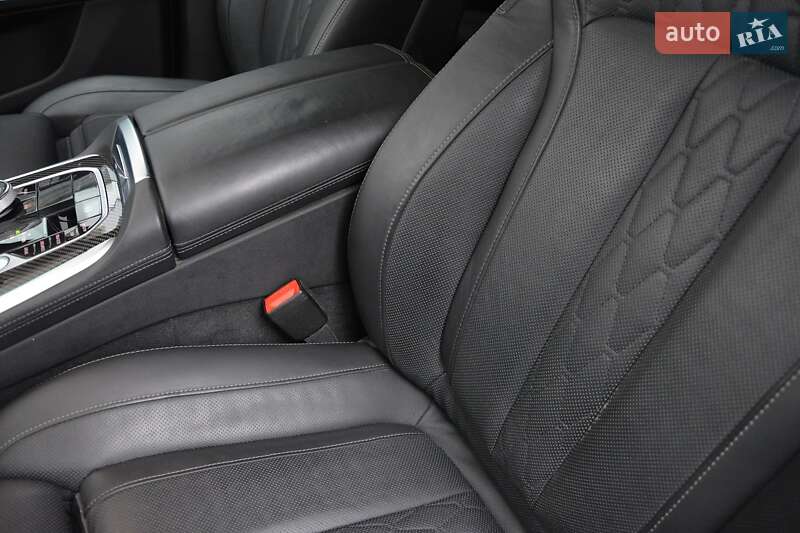 Внедорожник / Кроссовер BMW X5 2021 в Киеве