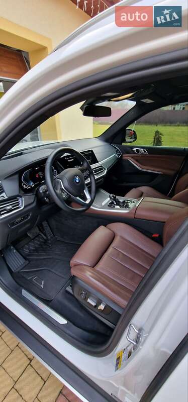 BMW X5 2022