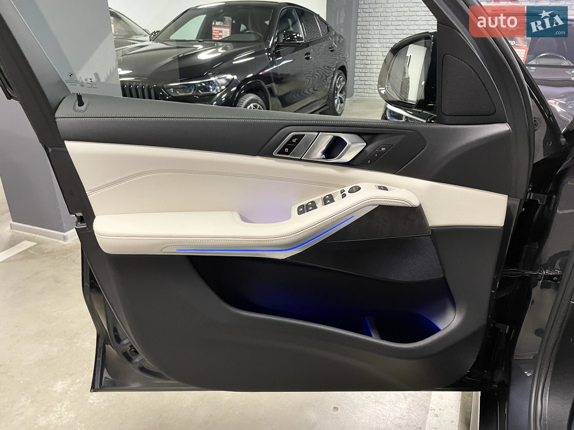 2022 BMW X5 - мініатюра 26
