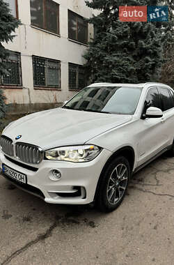 Позашляховик / Кросовер BMW X5 2016 в Києві