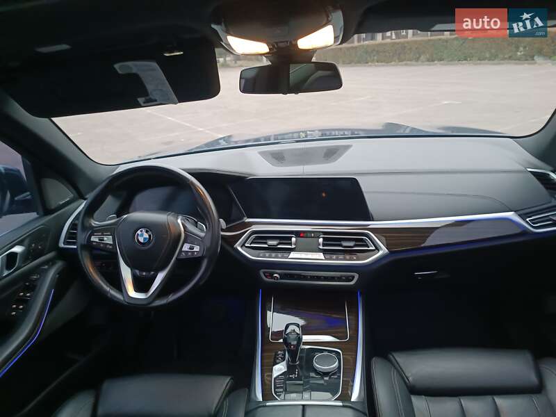 Позашляховик / Кросовер BMW X5 2020 в Кам'янському