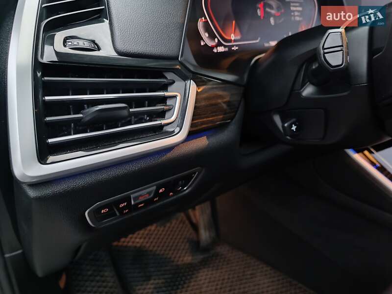 Позашляховик / Кросовер BMW X5 2020 в Кам'янському