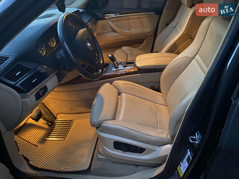 Внедорожник / Кроссовер BMW X5 2011 в Кривом Роге