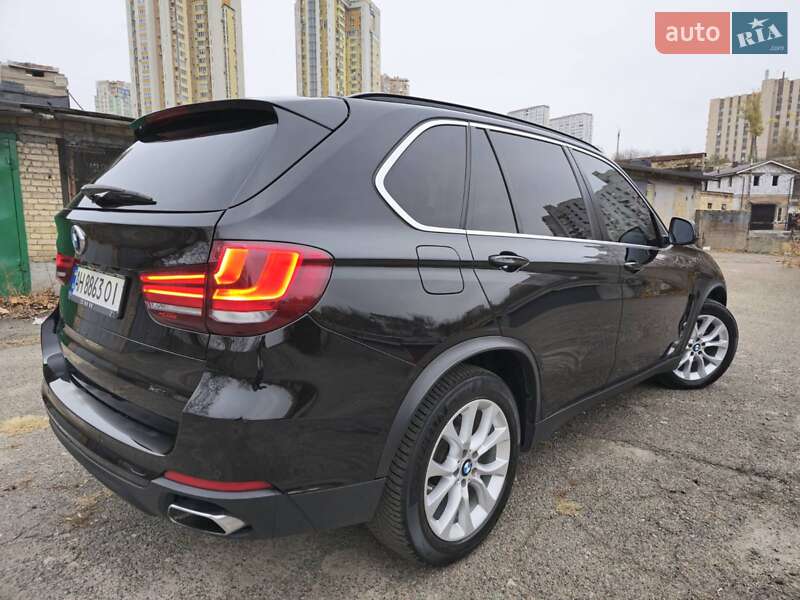Внедорожник / Кроссовер BMW X5 2016 в Киеве