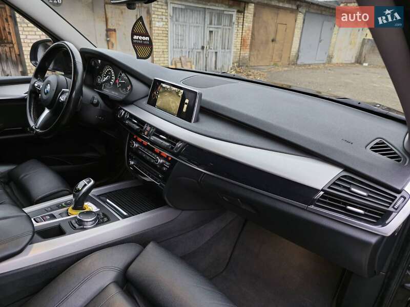 Внедорожник / Кроссовер BMW X5 2016 в Киеве