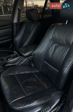 Внедорожник / Кроссовер BMW X5 2005 в 
