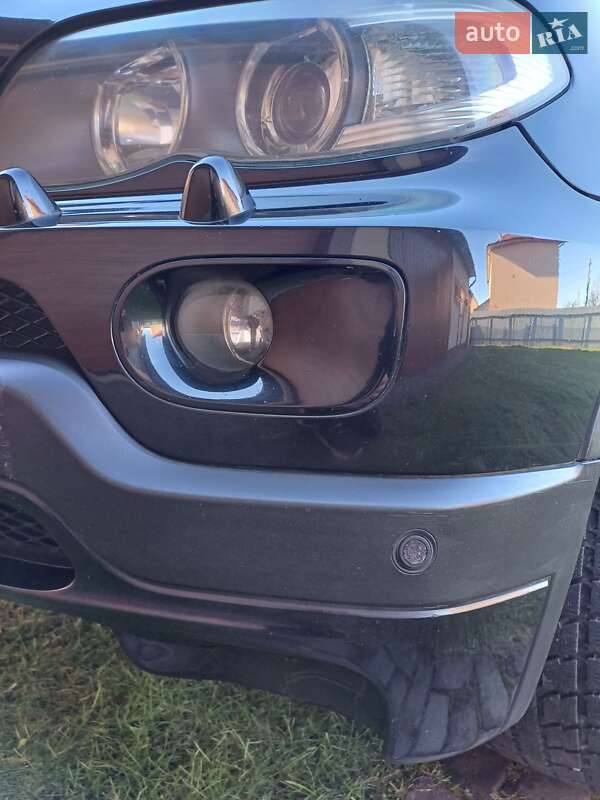 Позашляховик / Кросовер BMW X5 2005 в Чернівцях