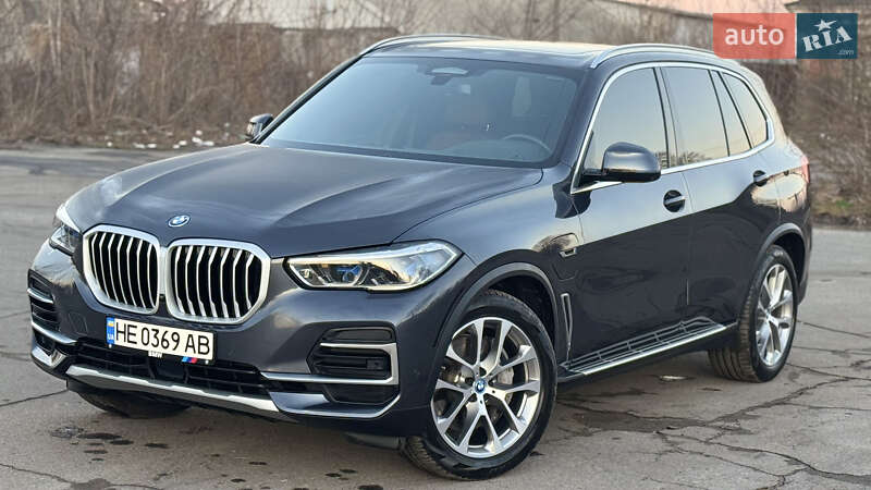 Внедорожник / Кроссовер BMW X5 2022 в 