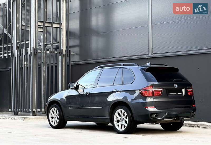 Внедорожник / Кроссовер BMW X5 2013 в Киеве