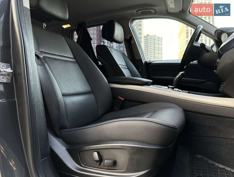Внедорожник / Кроссовер BMW X5 2013 в Киеве