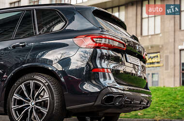 Внедорожник / Кроссовер BMW X5 2019 в Киеве