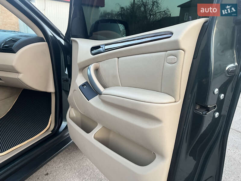 Внедорожник / Кроссовер BMW X5 2005 в Бахмаче