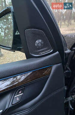 Позашляховик / Кросовер BMW X5 2014 в 
