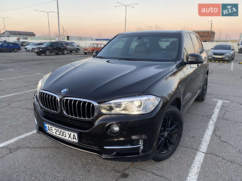 Позашляховик / Кросовер BMW X5 2015 в Дніпрі