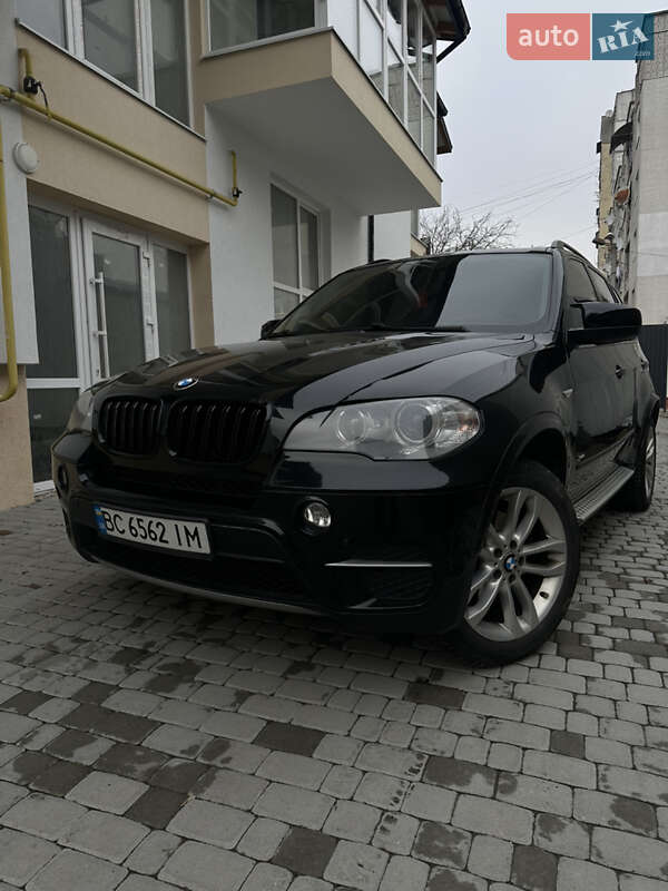 Позашляховик / Кросовер BMW X5 2012 в Львові