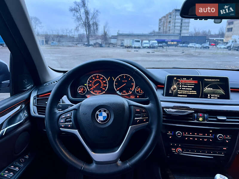 Позашляховик / Кросовер BMW X5 2014 в Києві