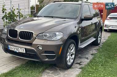 Позашляховик / Кросовер BMW X5 2011 в 